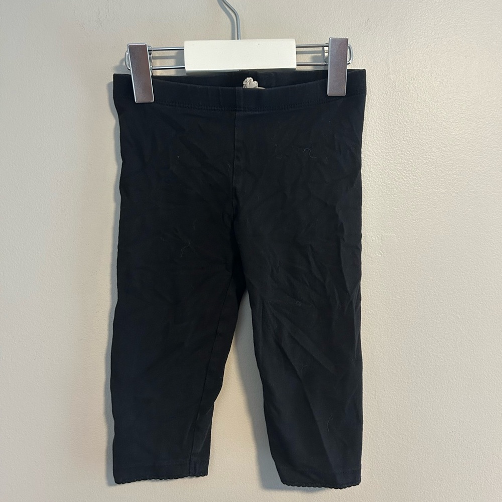 (3/$20) H&M 2/3t black capri leggings